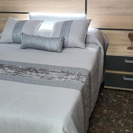 Apartamento Turistico Guadiana Loft Experience Dalia Badajós Exterior foto